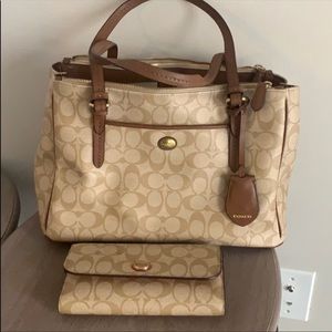 Coach purse and wallet